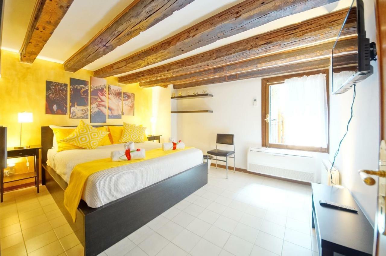 Calle Dei Fabbri San Marco Apartment Venedik Dış mekan fotoğraf